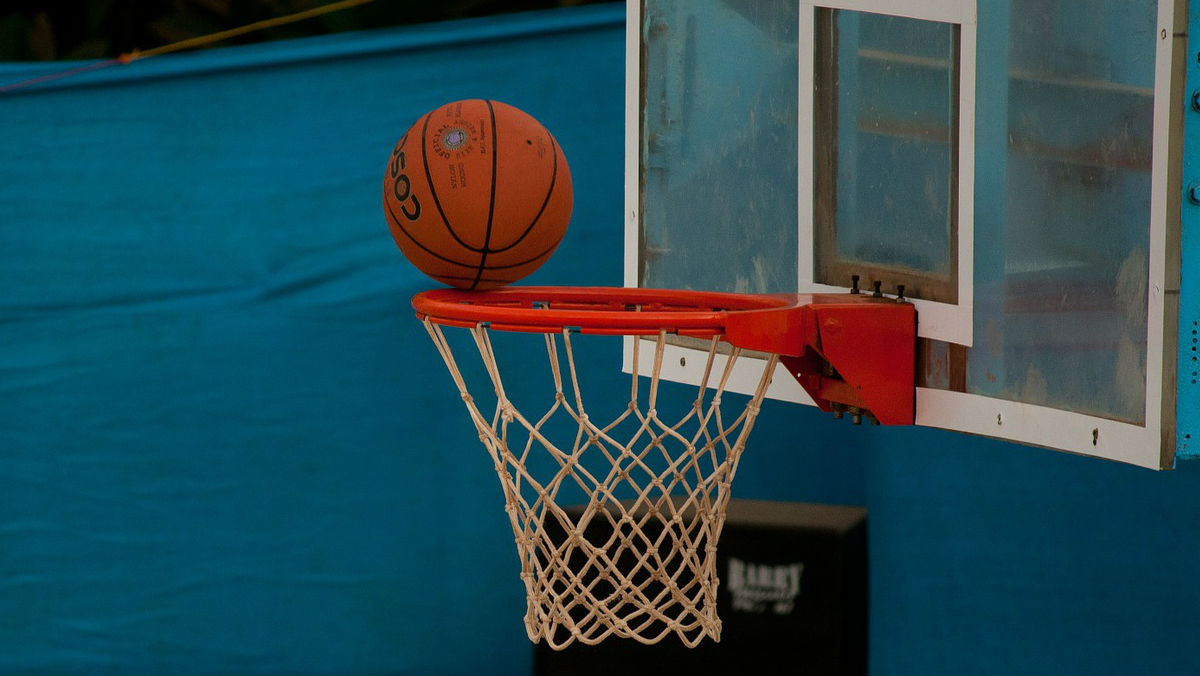 uc-san-diego-women-s-basketball-head-coach-guest-speaker-at-usa