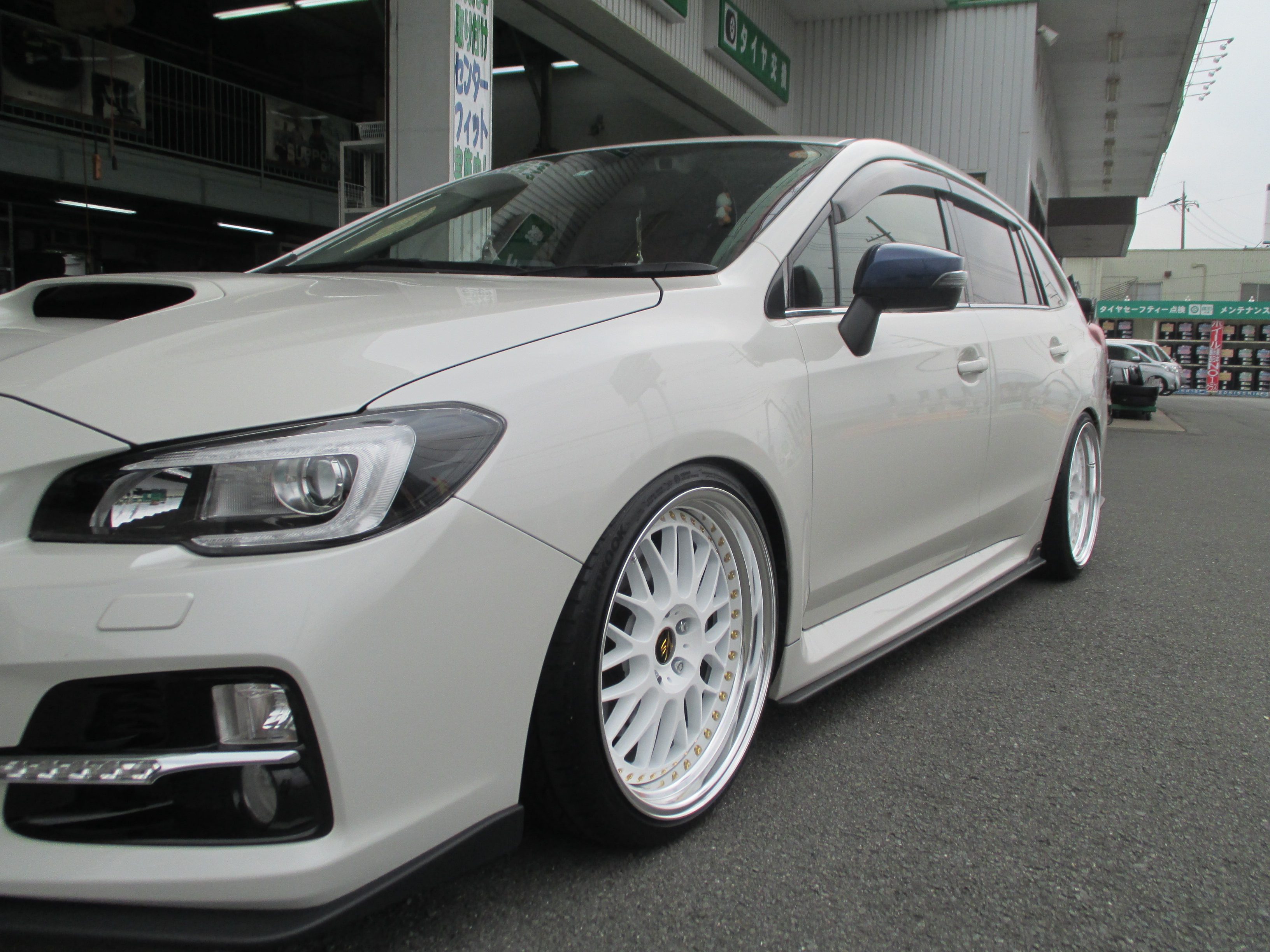 レヴォーグにｔｅｉｎ車高調とｗｏｒｋ ｖｓｘｘ取り付けました 山口でタイヤのことならタイヤ館山口