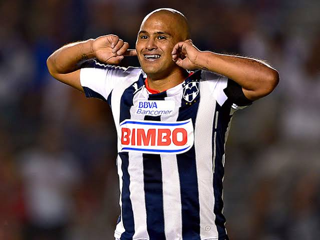 Check out his latest detailed stats including goals, assists, . Humberto Suazo vuelve a Primera División - TODUP News