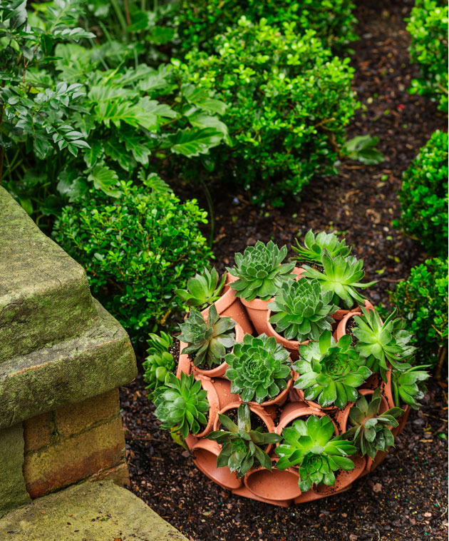 The balcony railing planter is one of the unique decorative planters ideas that reflects your state of mind and pleasure. Stacked Succulent Pots You Need To See Today