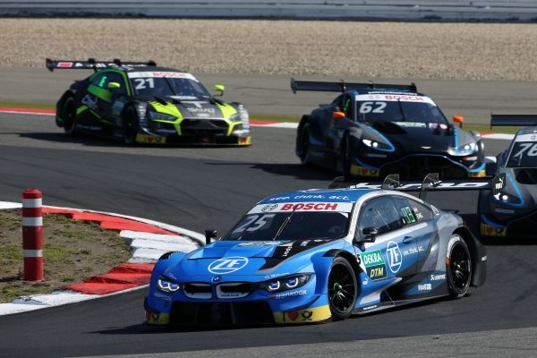 Philipp Eng musste seine Titelchancen begraben © BMW Group