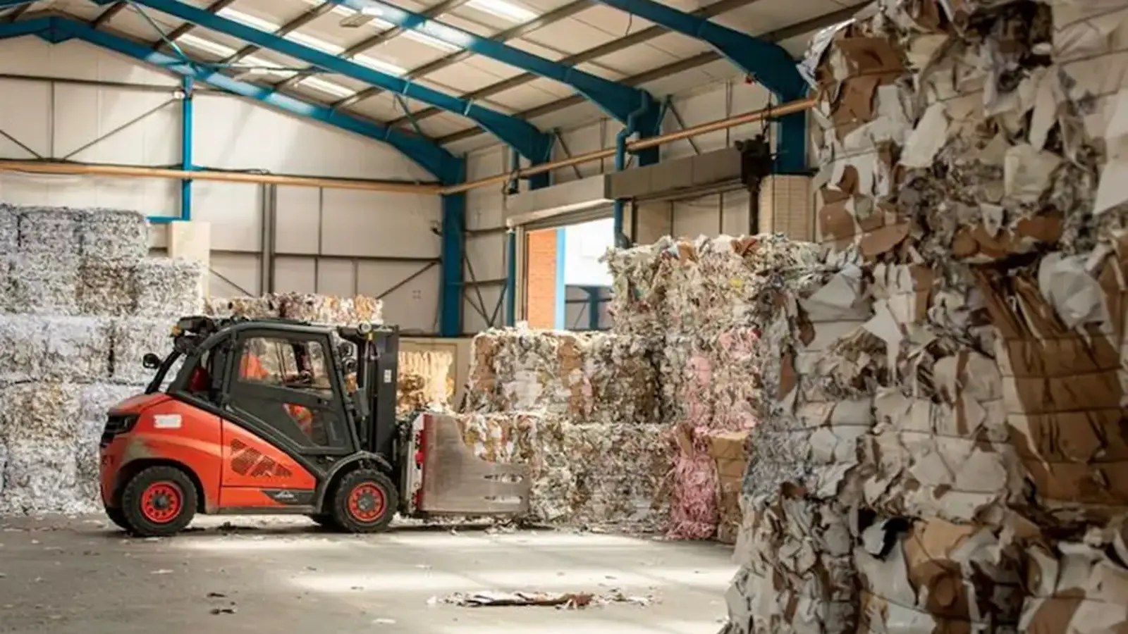 Sortering af pap og plast til kompensation for erhvervsemballage