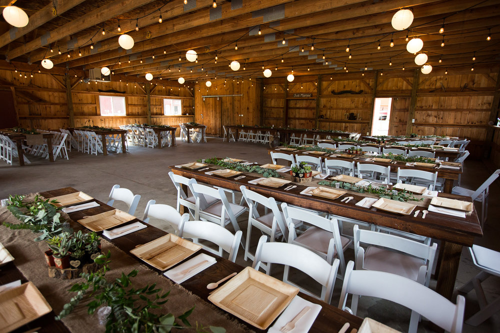 40+ Clever Milford Barn Wedding : Cindy + Dan | LAZY J RANCH WEDDING | MICHIGAN BARN WEDDING - Banquet hall, country club, garden, barn.