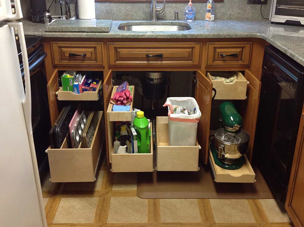 Find out the materials available and what you can expect to pay. Kitchen Design for Maximum Storage Efficiency - Cabinet