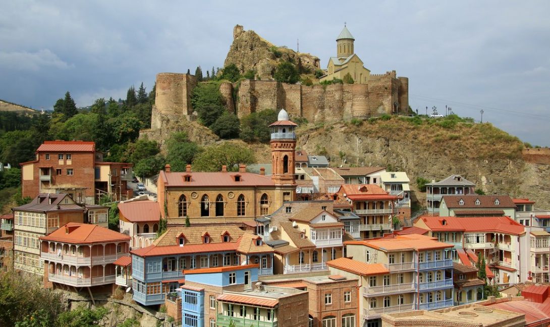 Индивидуальные и групповые экскурсионные туры пешком и на автобусе. Peshehodnyj I Avtomobilnyj Tur V Tbilisi Ekskursii Po Gruzii Ekskursii Puteshestviya S Lyubovyu Vse Prava Zashisheny