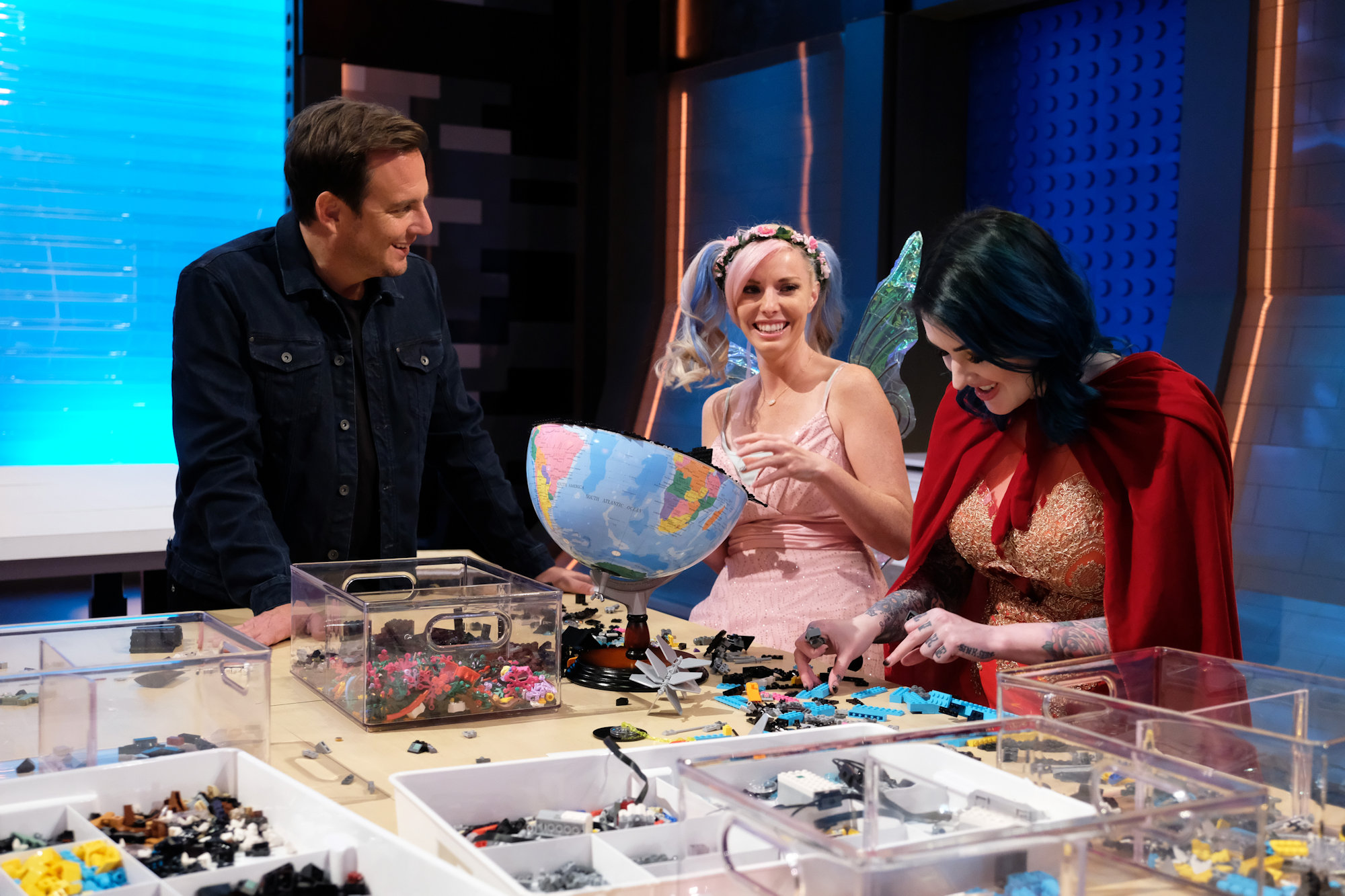 Will Arnett with Krystle and Amie.