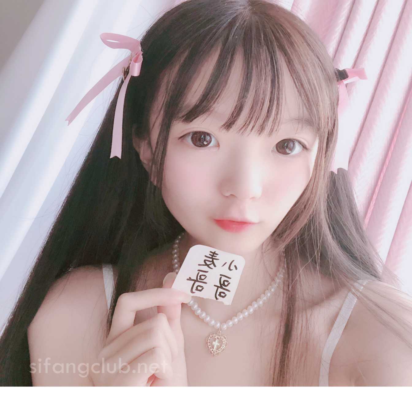 高颜举牌mm合集 51v1088p 2.2G-资源巴士