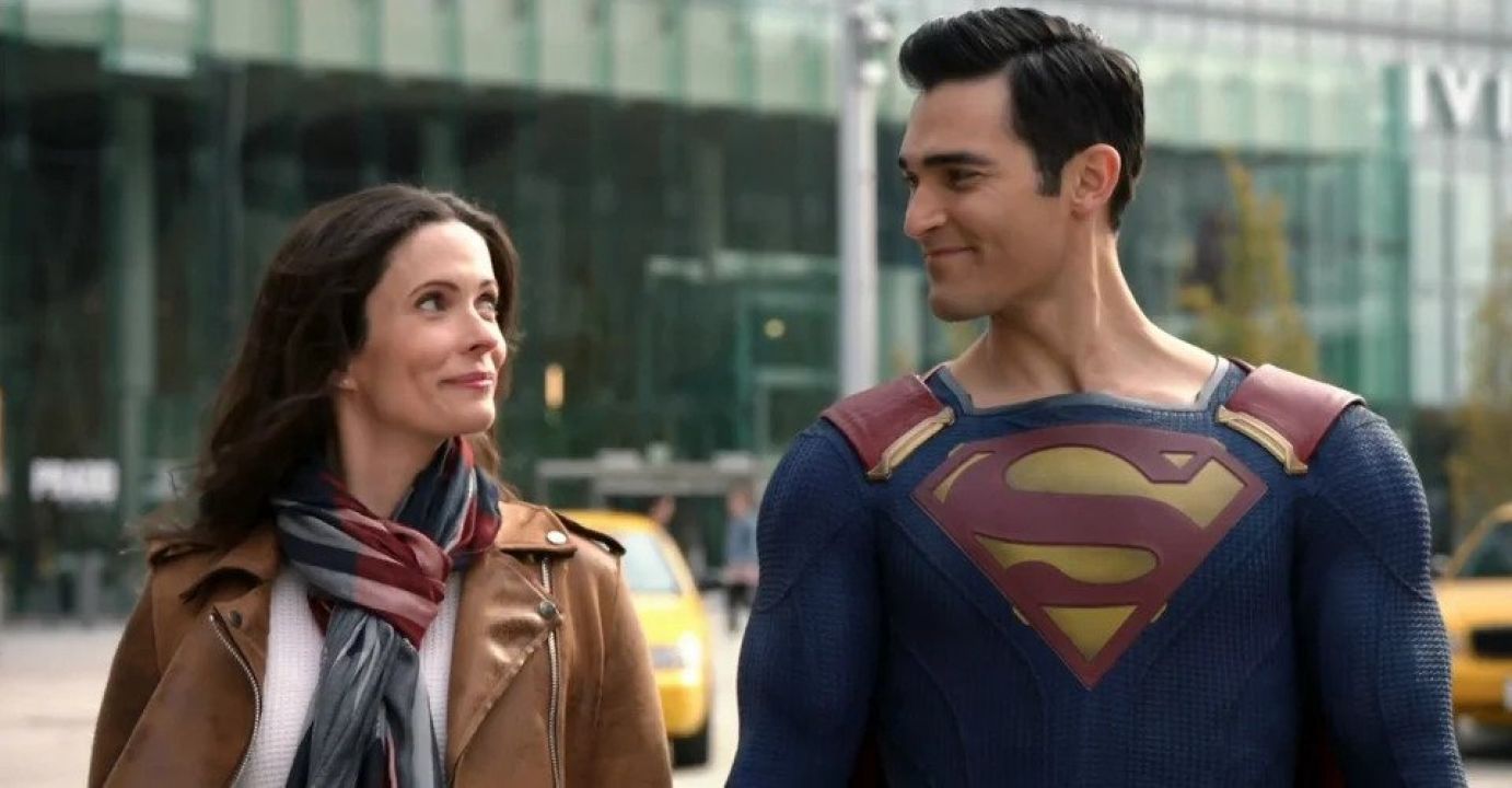 Superman Lois The Cw Orders Additional Episodes Ahead Of Series Premiere Canceled Renewed Tv Shows Tv Series Finale