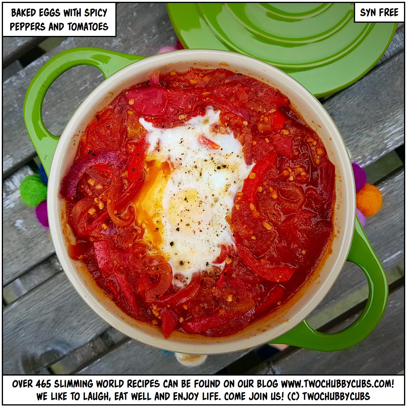 baked eggs in spicy peppers and tomatoes twochubbycubs