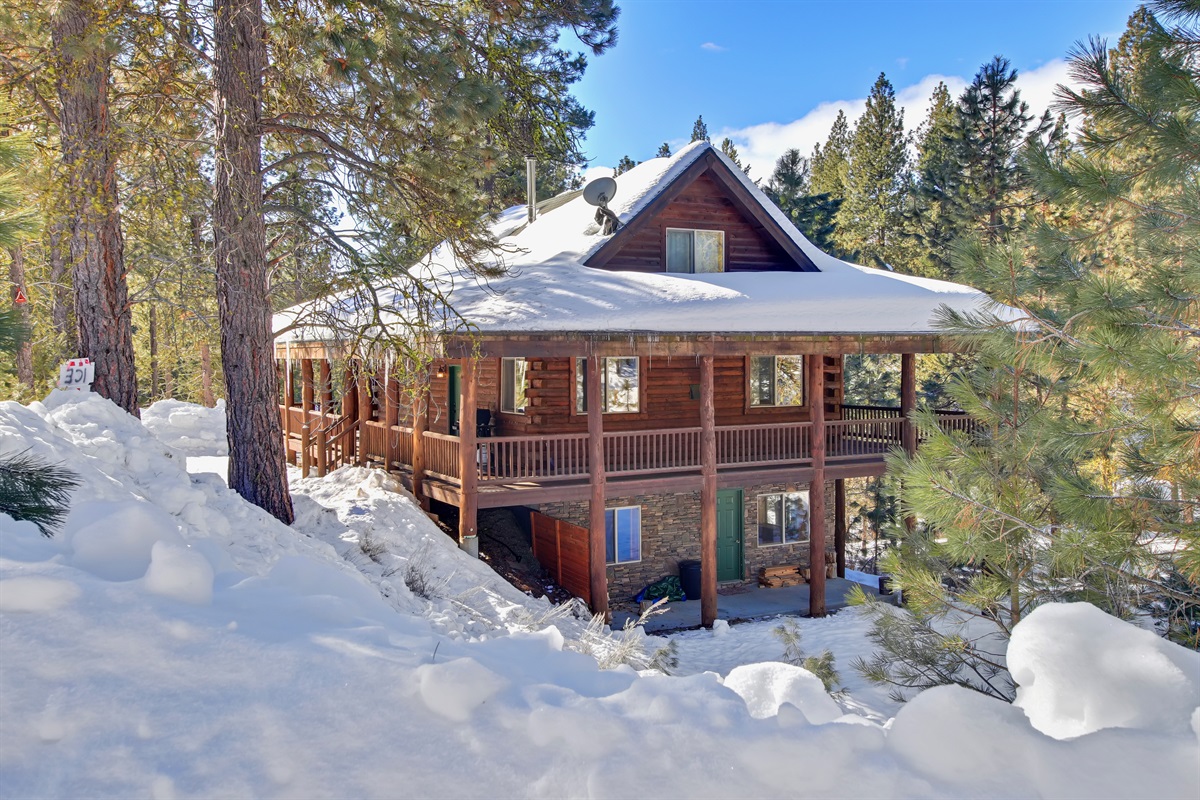 10,287 135 want to escape into the woods for a while? Dreamy Updated Log Cabin In The Woods Close To Lake 4 Bedroom Premium Rentals