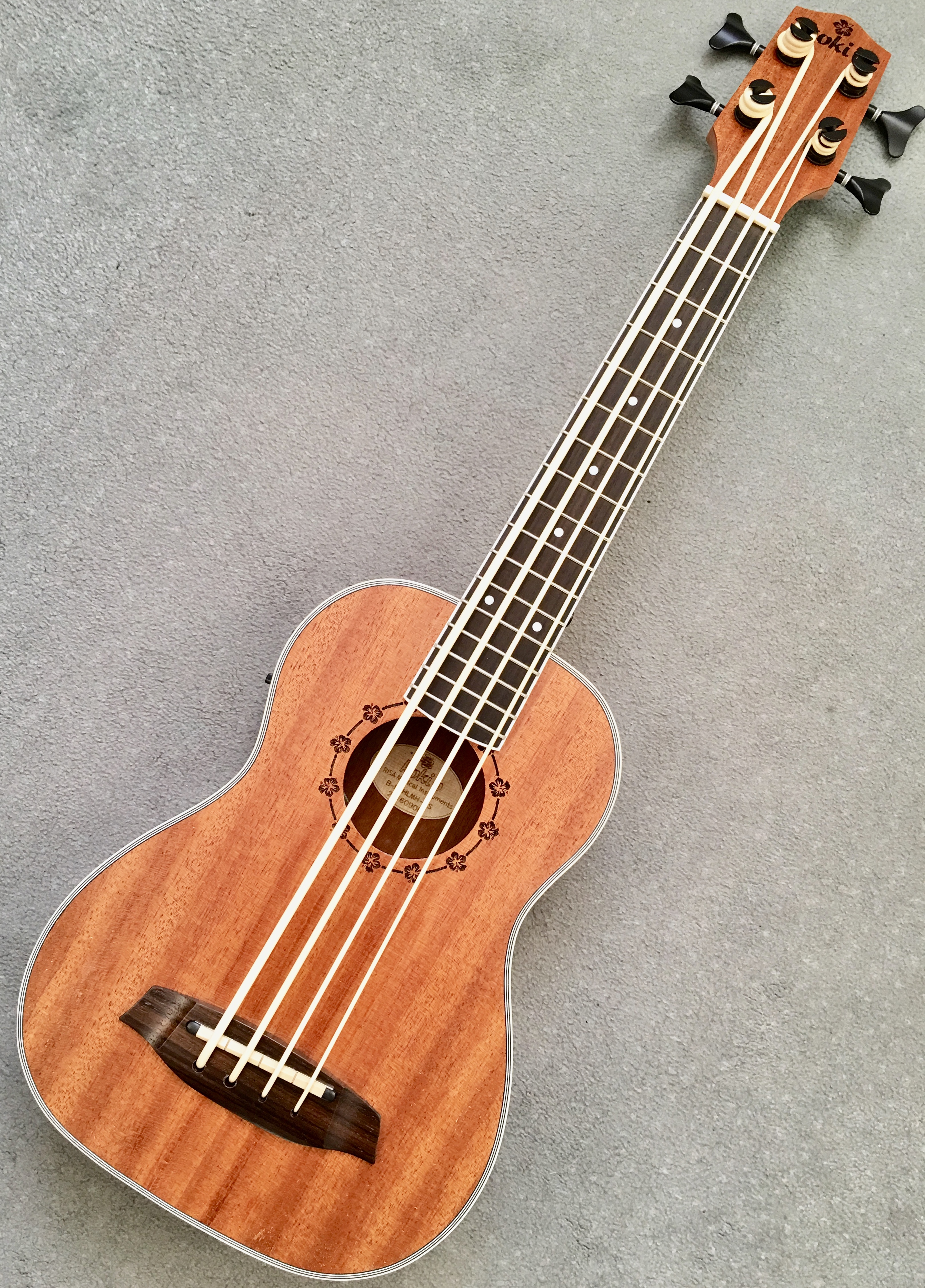 Bass Ukulele "kokio" — ucoolele.de ()