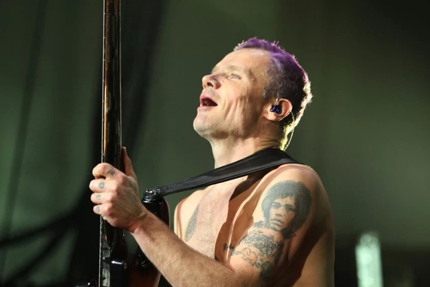 Red hot chili peppers will hit the road in a big way in 2022 for a north american summer stadium tour. Flea Of The Red Hot Chili Peppers Talks About His Jimi