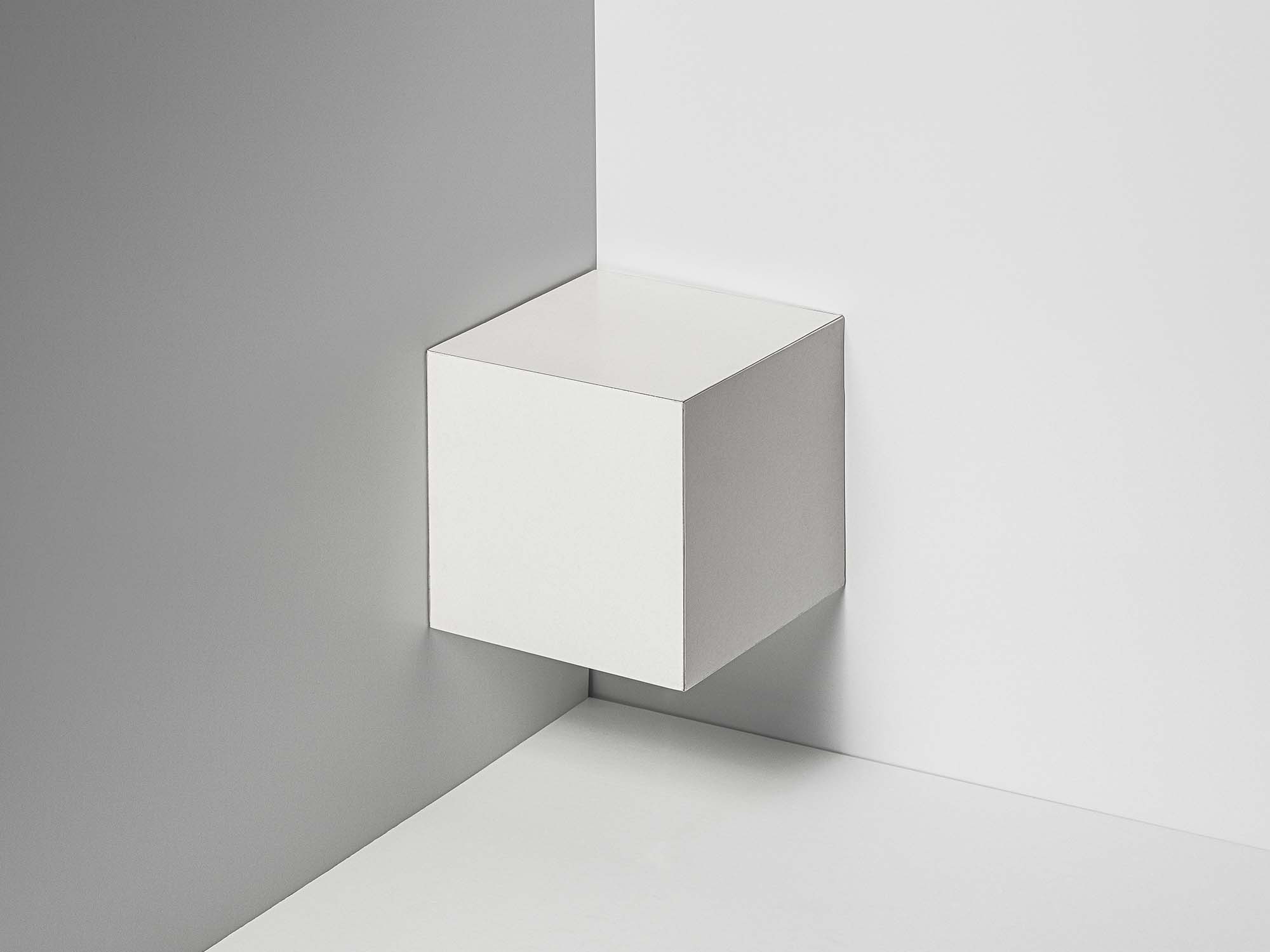 In 1980, engineer and physicist chuck hull invented the first prototypes of 3d printing. Free Cubic Box Packaging Mockup Psd