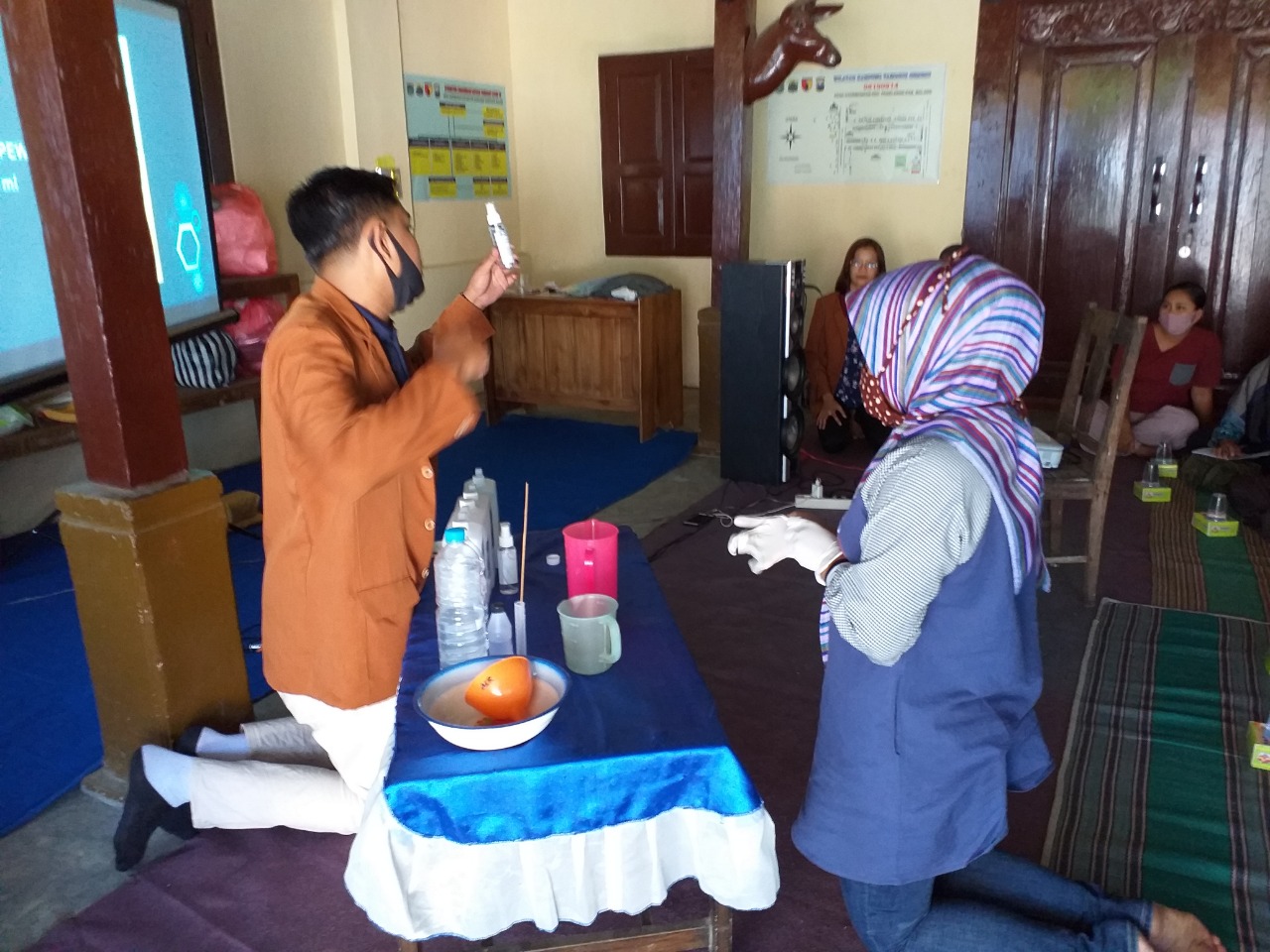 Penyuluhan dan Sosialisasi Covid-19 Jadi Proker Mahasiswa KKN Unikama di  Desa Kademangan - Universitas PGRI Kanjuruhan Malang