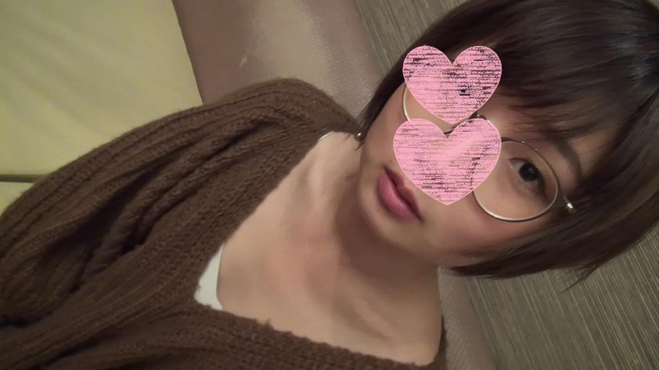 FC2PPV-728646 初撮り♥完全顔出し♥真面目なツンデレ眼鏡っ娘20歳ＪＤに大量生中出し♥「撮るだけだと思ってたのに…」言葉とは裏腹に陰核フル勃起させて本気汁垂れ流し♥自分でクリを剥いて膣内射精をおねだりしちゃいます♥ - VO Server