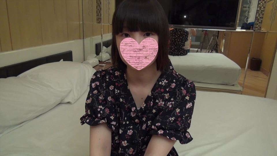 FC2PPV-850962 初撮り♥完全顔出し♥ロリ顔＆ロリ体型の黒髪ＪＤ18歳の無毛マンコに初めての生ハメ＆膣内射精♥経験人数１人の清楚でうぶな美少女がまさかのアナル舐め♥ベロチュー密着ラブラブ正常位で膣アクメしちゃいます♥ - AC Server