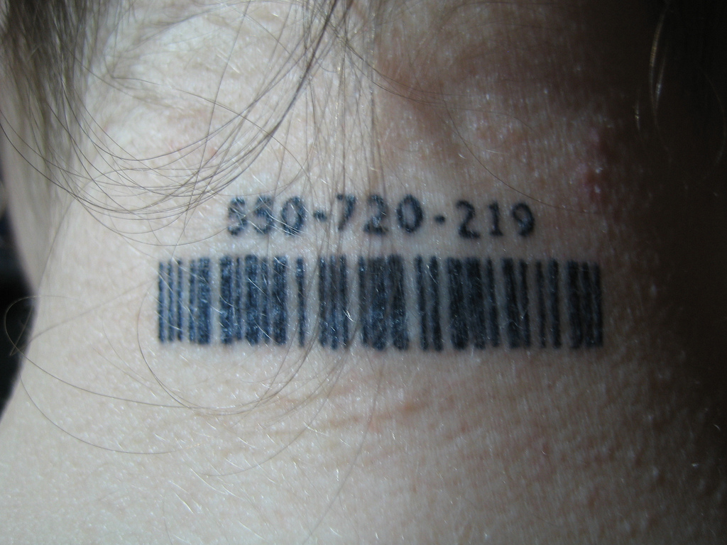 File:neck Barcode Tattoo.jpg - Wikimedia Commons 768_x_1024_jpg