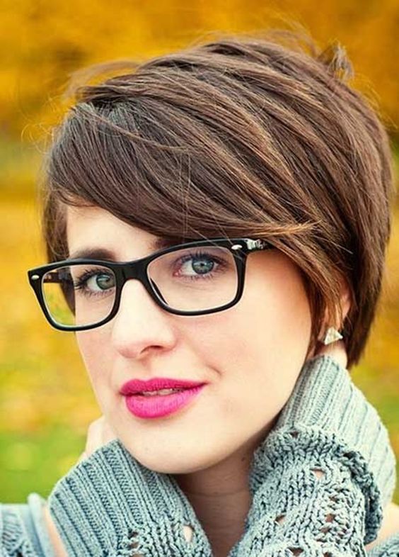 It flatters most face shapes, works with almost all hair textures and, better. 111 Cute Short Haircuts For Women Useful Diy Projects