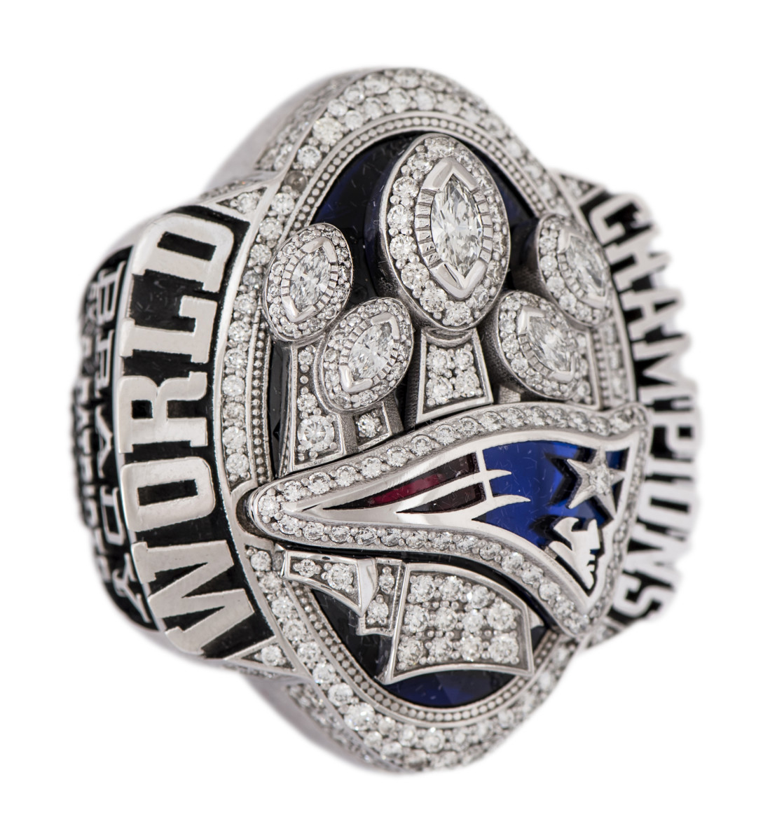 Tom brady has won six super bowl rings with the new england patriots. Tom Brady Rings How Many / Online Sports Memorabilia Auction | Pristine