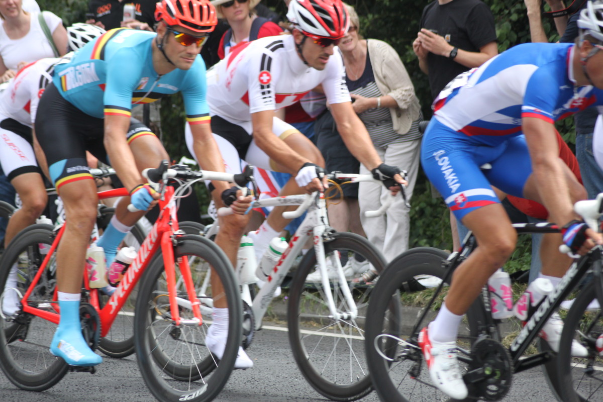 If you're experiencing numbness in your hands and feet, then it's likely that you have damage, irritation or compression on some of your nerves, according to mayo clinic. Wrist Problems From Cycling | Causes, Symptoms, Treatment