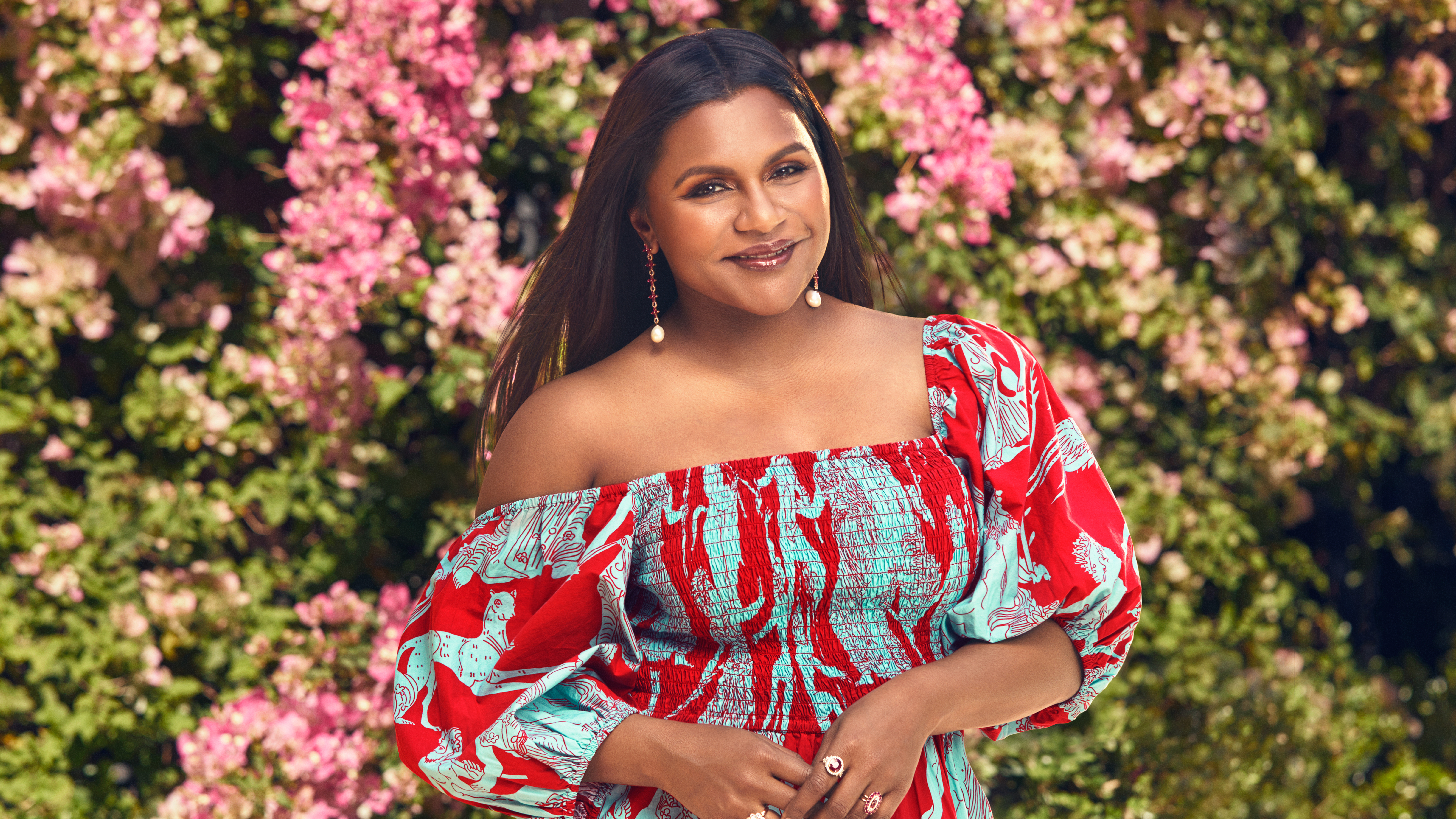 Kaling wurde als vera mindy chokalingam als tochter eines tamilischen architekten und einer bengalischen gynäkologin, beide aus indien stammend, geboren. Mindy Kaling On Writing Her Leadership Style And Intense Schedule Variety