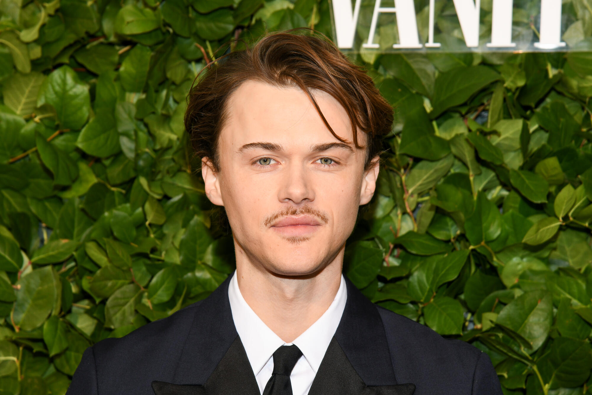 Christopher Briney to Receive Award