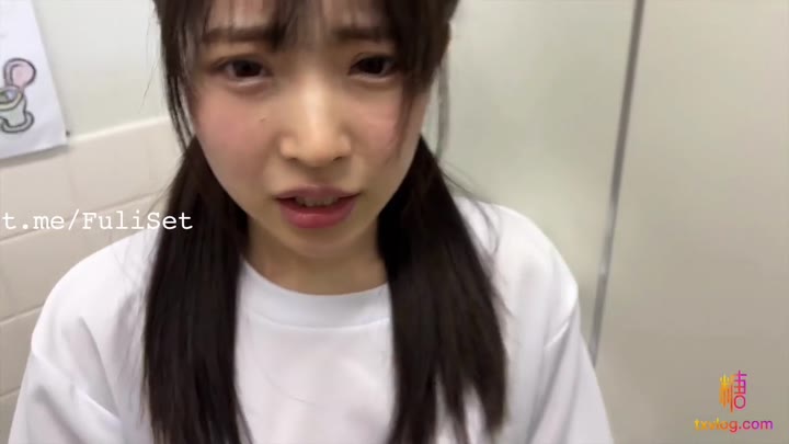 【皆月光】-女同学裸体互画图案楼梯内诱惑情欲
