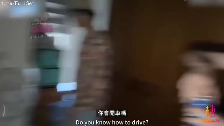【突袭推主家】揭开芷媗的私密处 换上性感的战袍 关灯做爱好色气 63分钟