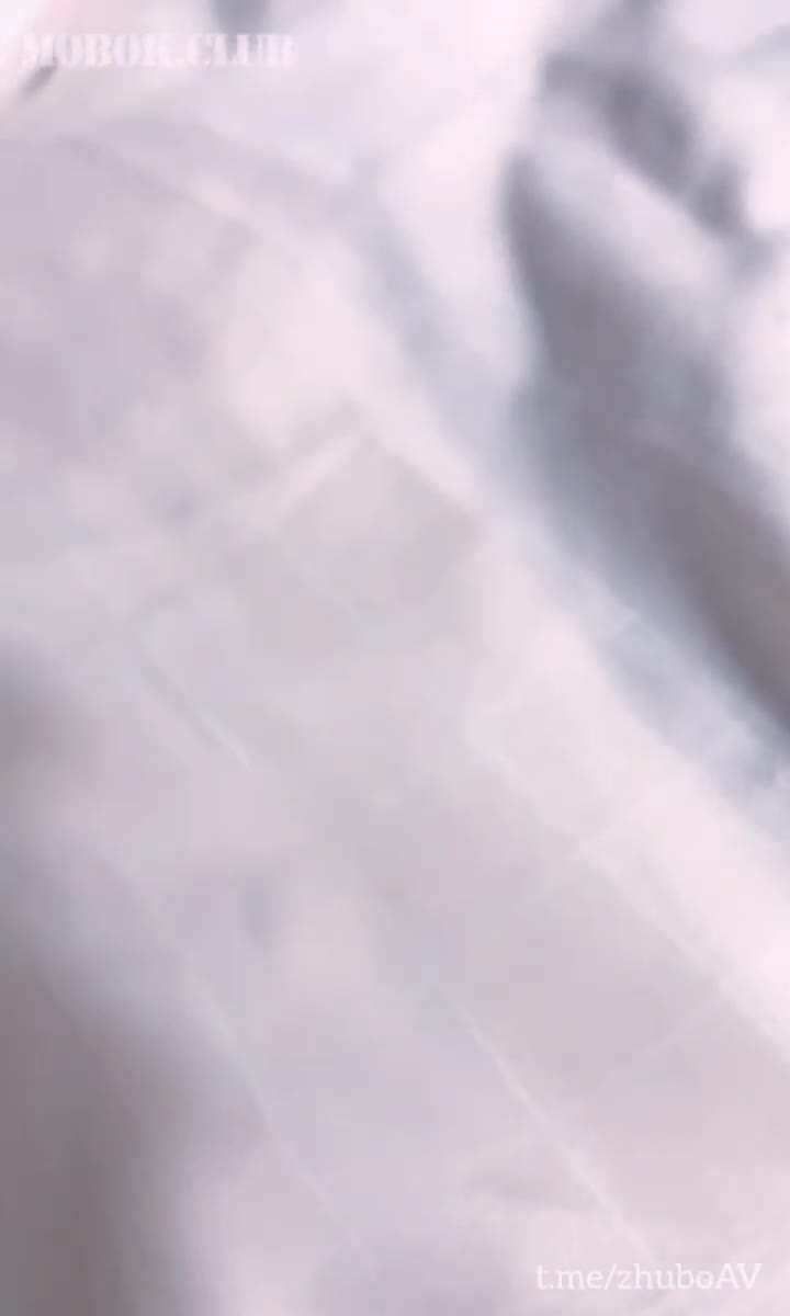 #嫩屄主播 #無套猛幹 #後入騷屄 #顏值