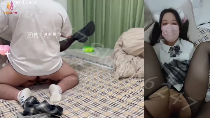【黑丝jk】撕袜中出 学妹出租屋自慰被房东发现 淫荡求操