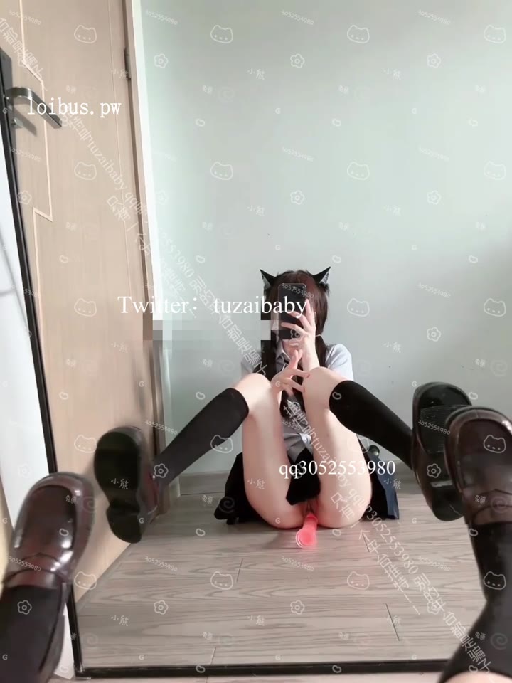 #tuzaibaby 兔崽 jk猫耳少女