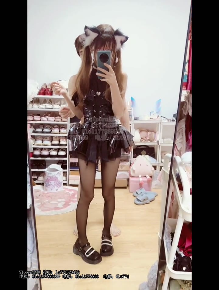 超可爱福利姬cos小恶魔和主人啪啪啪