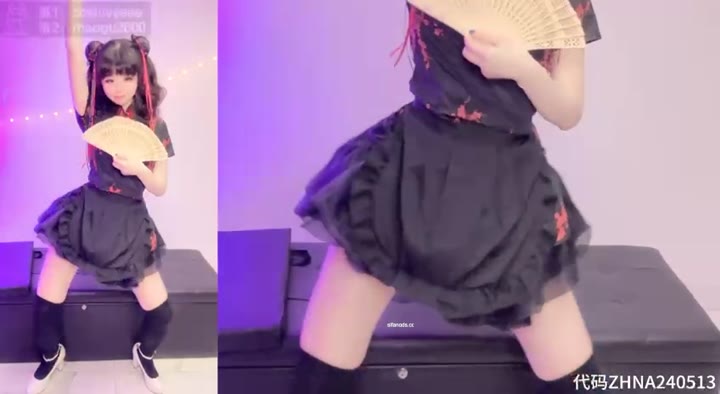 魔法贝贝双马尾中华娘黑过膝袜抖音风卡点舞打飞机口交腿交足交操逼
