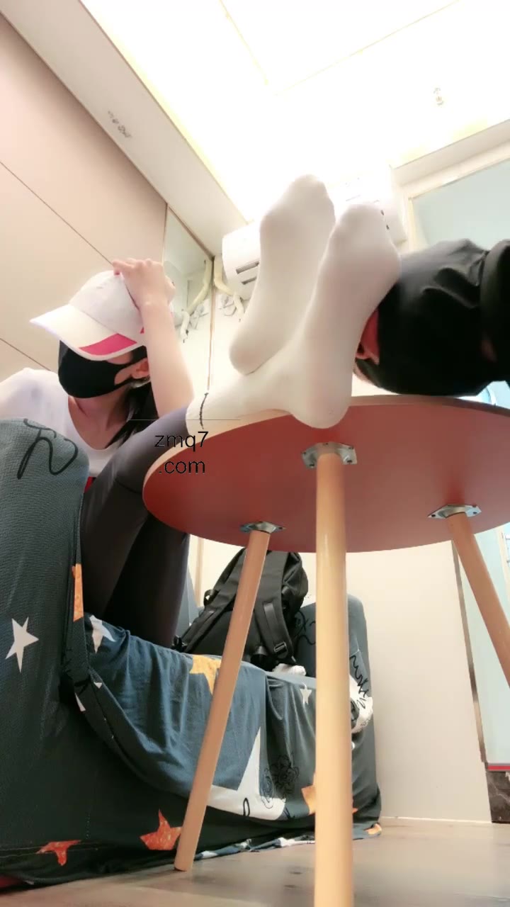 美娜格格 刁难老板