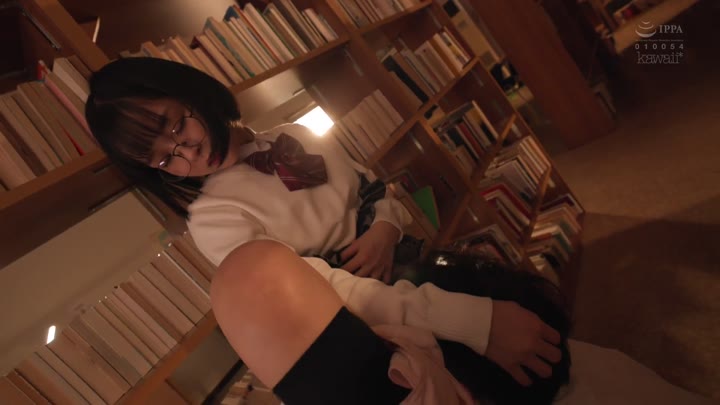 [中文字幕] 日向なつ - 中年教師的我被穩重的文學少女輕易奪去童貞並被喚醒為變態的超被虐狂，每天過著嚴厲射精管理被虐狂調教的日子… CAWD-520