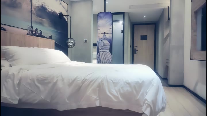 【#赵总寻花】经典作之口爆美貌小模 清冷美人女神范强制口爆他惯犯