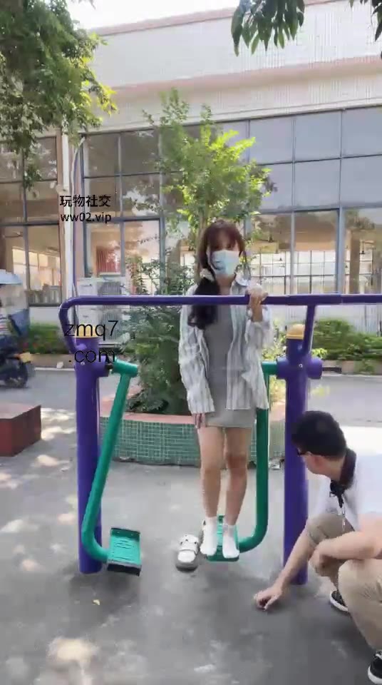 香芋朱朱 户外调教 刺激 路人经过