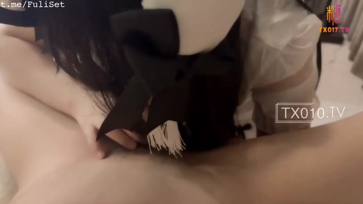 【萝莉中华娘】中出尤物邻居的极品蜜穴