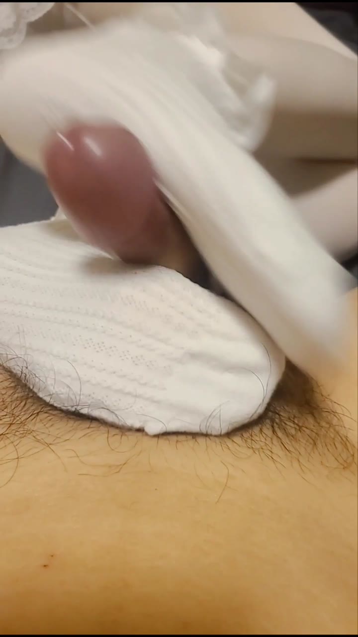 #楠里 #xiaosibao #足交 白棉袜足交