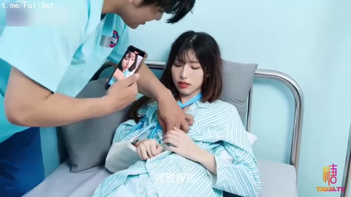 【高潮痉挛】千金小姐住院惨遭无耻男看护色情按摩高潮插入 在医生看不到的地方强上直至沉迷于快感之中