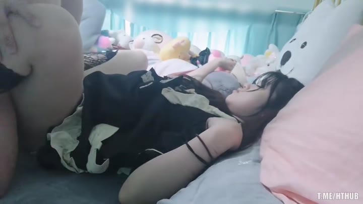 大神爆操换上女仆装的小嫩妹 鲍鱼粉嫩奶子大 #私拍