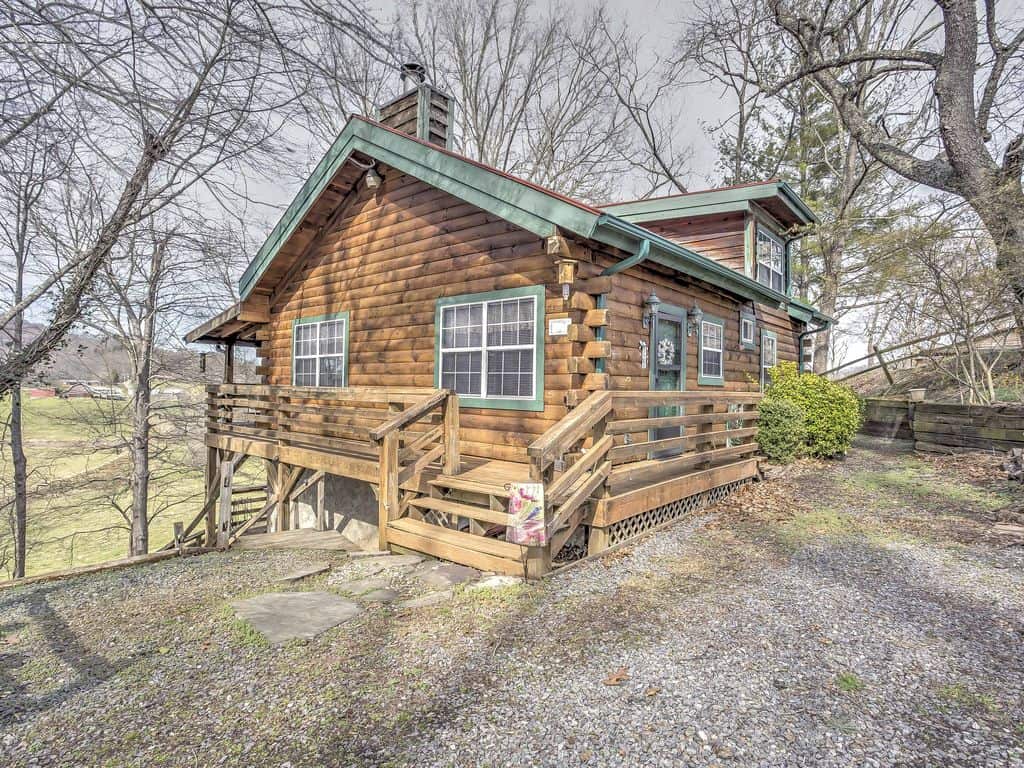 Adventures like hiking, fishing, or rafting await inside georgia's blue ridge mountains or beachside forests. Picture Perfect Cabin | Visit NC Smokies