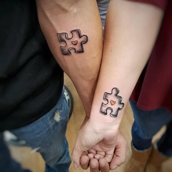 9 Amazing Tattoos For Couples To Flaunt 660_x_660_jpg