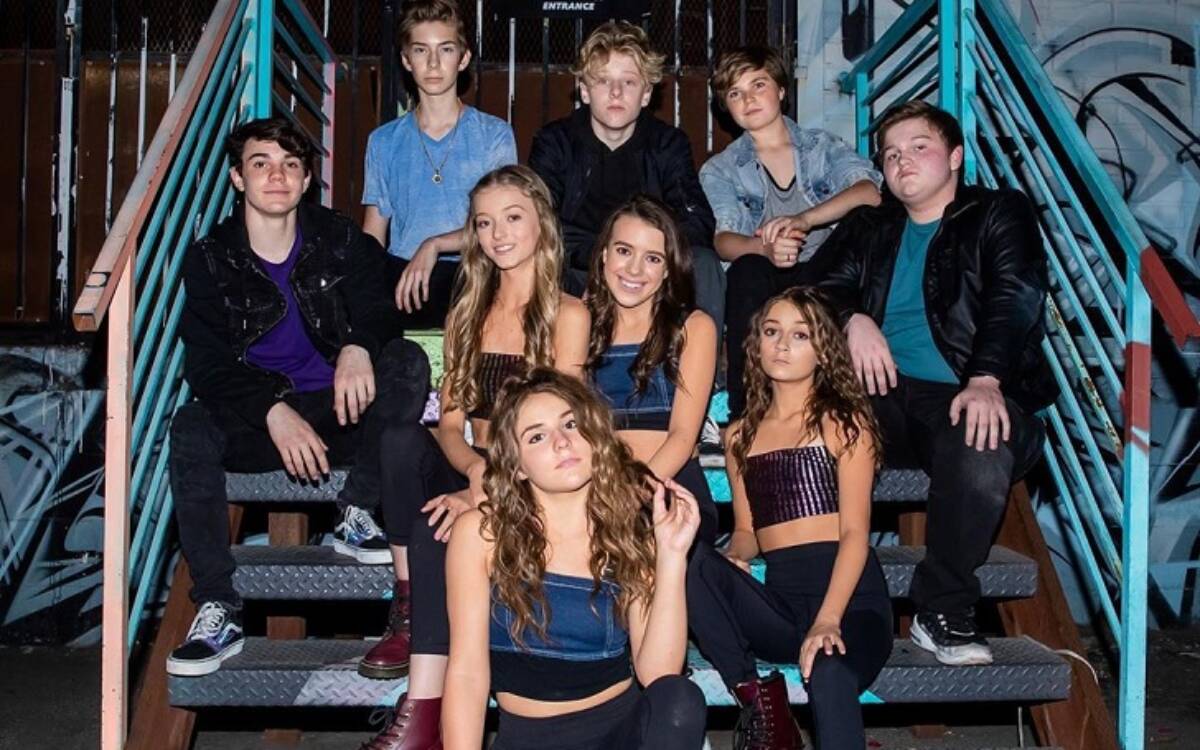 Oct 01, 2019 · 宝塚の広告企画会社クルーズが年に4回発行している地域コミュニティ情報誌comipa!（コミパ！） 宝塚市のグルメやお稽古、街の素敵な情報を発信！ 情報提供してくださる方・バナー広告主様も募集中です‼ Tik Tok Wallpaper Cave