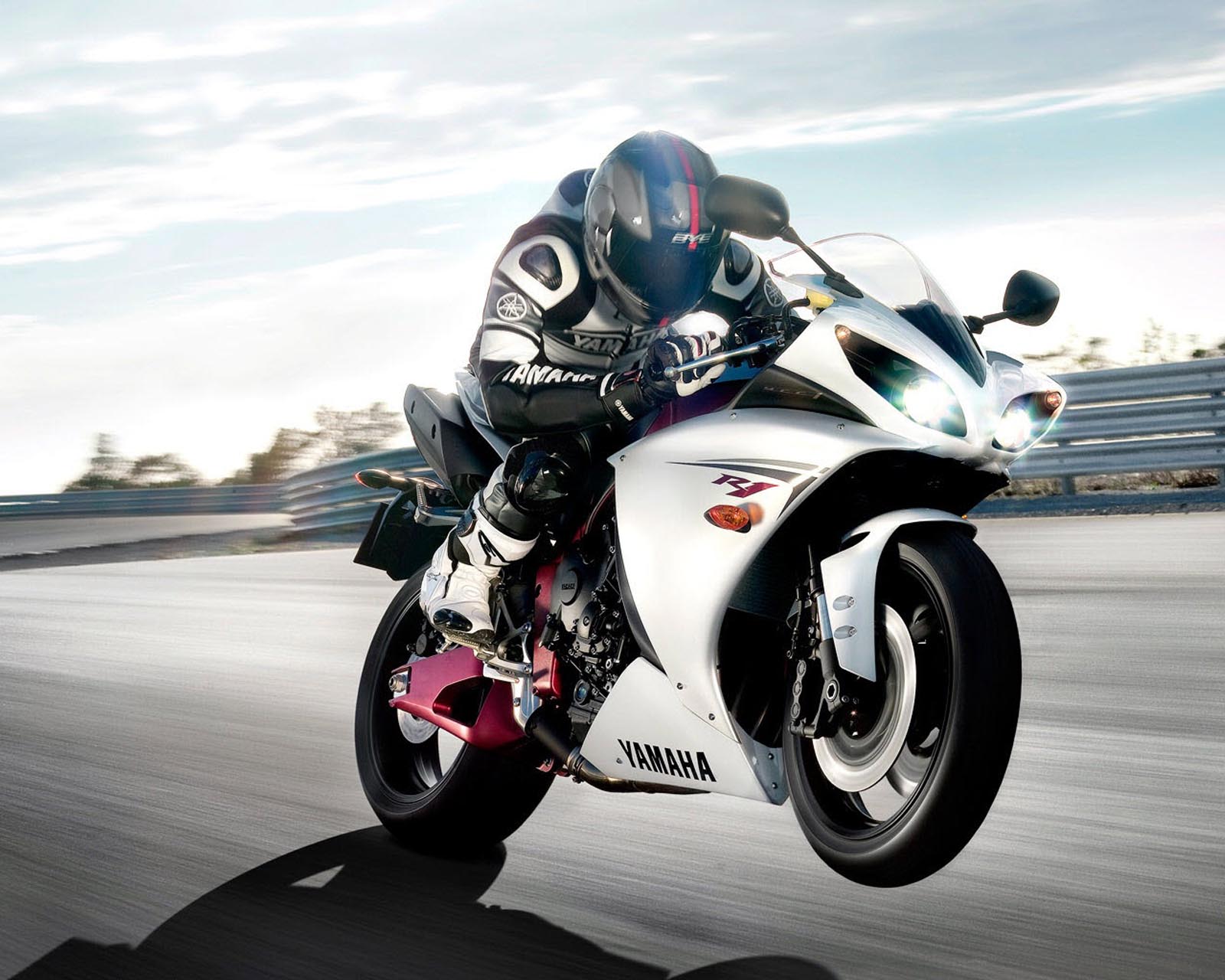 Gambar motor modif paling keren terbaru gambar foto wallpaper via. Wallpapers Motor Sport Wallpaper Cave