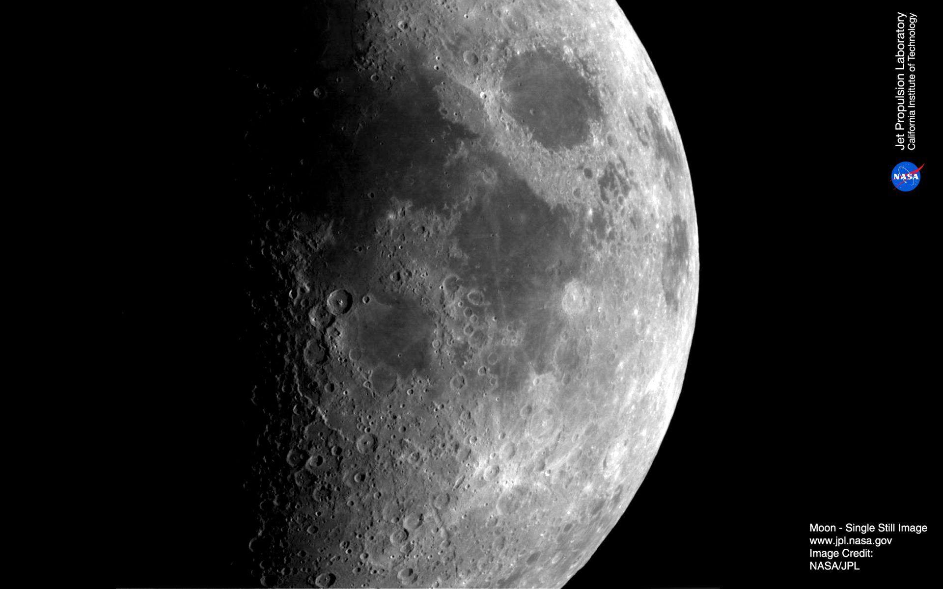 Sad Moon Wallpaper Hd : Moon HD Wallpapers - Wallpaper Cave