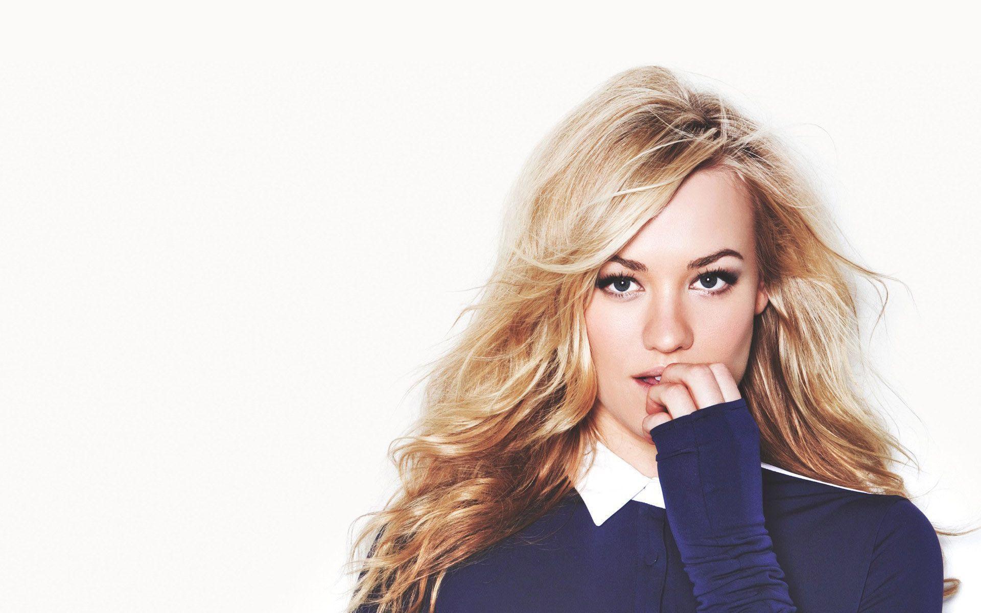 24 yvonne strahovski wallpapers, background,photos and images of yvonne strahovski for desktop windows 10, apple iphone and android mobile. Yvonne Strahovski Wallpapers Wallpaper Cave