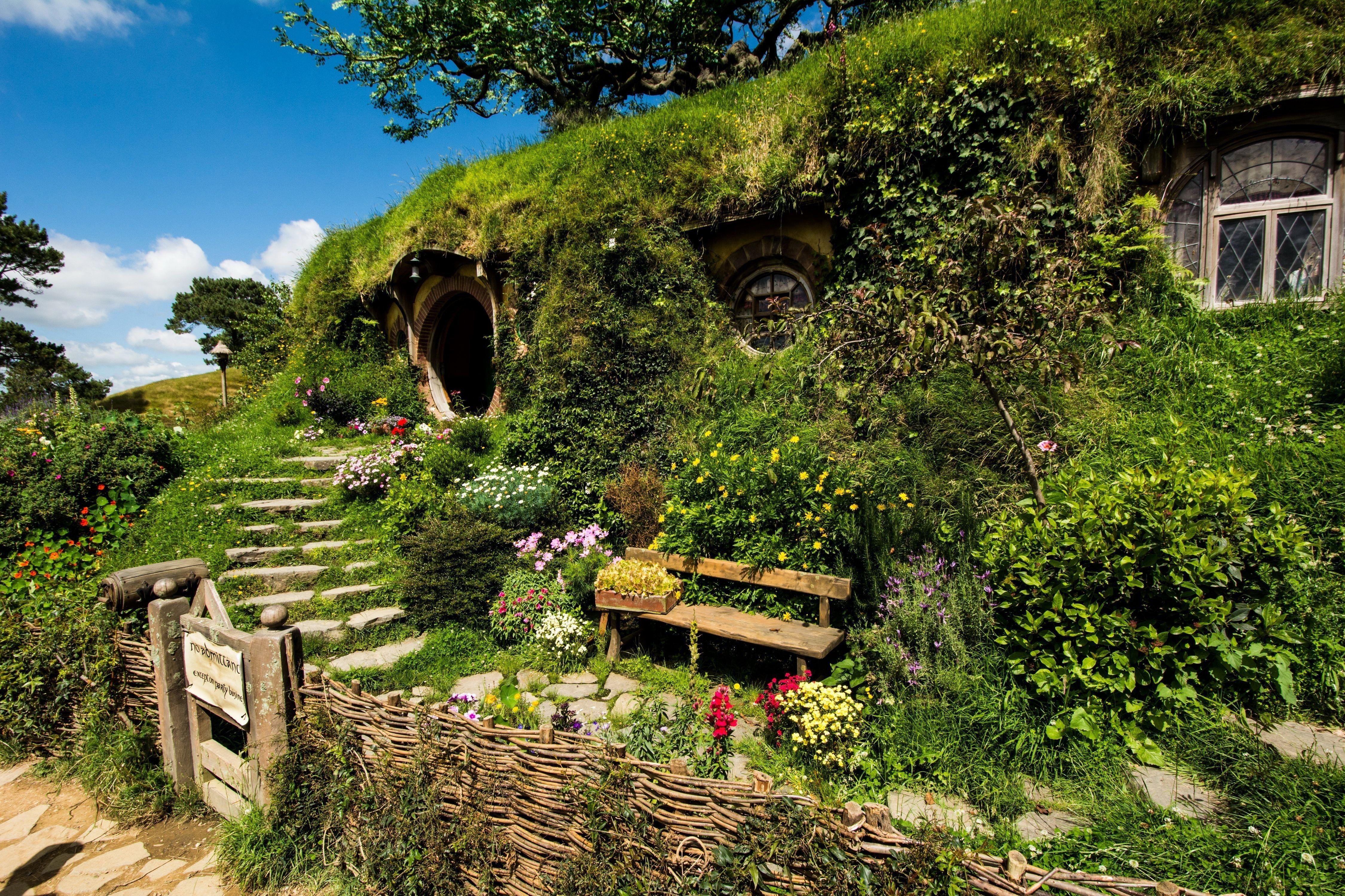 Check out this fantastic collection of hobbit house wallpapers, with 50 hobbit house background images for your desktop, phone or tablet. Hobbiton Wallpapers Wallpaper Cave