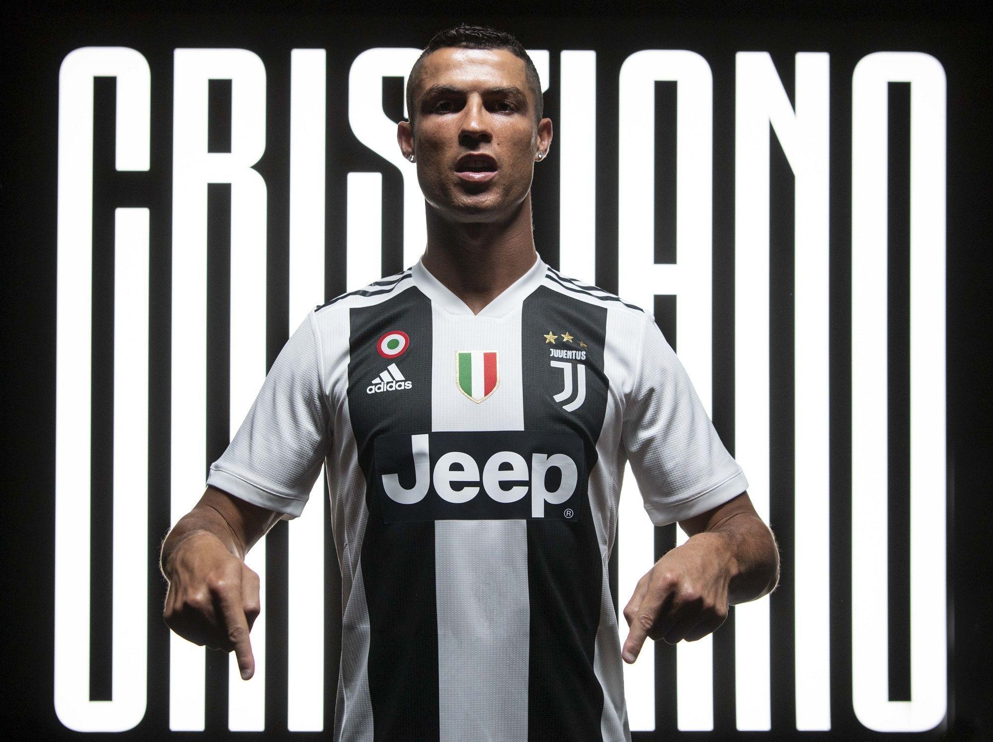 Postingan kali ini tentang wallpaper keren cristiano ronaldo kualitas hd sehingga bisa untuk. Cr7 Juventus Wallpapers Wallpaper Cave