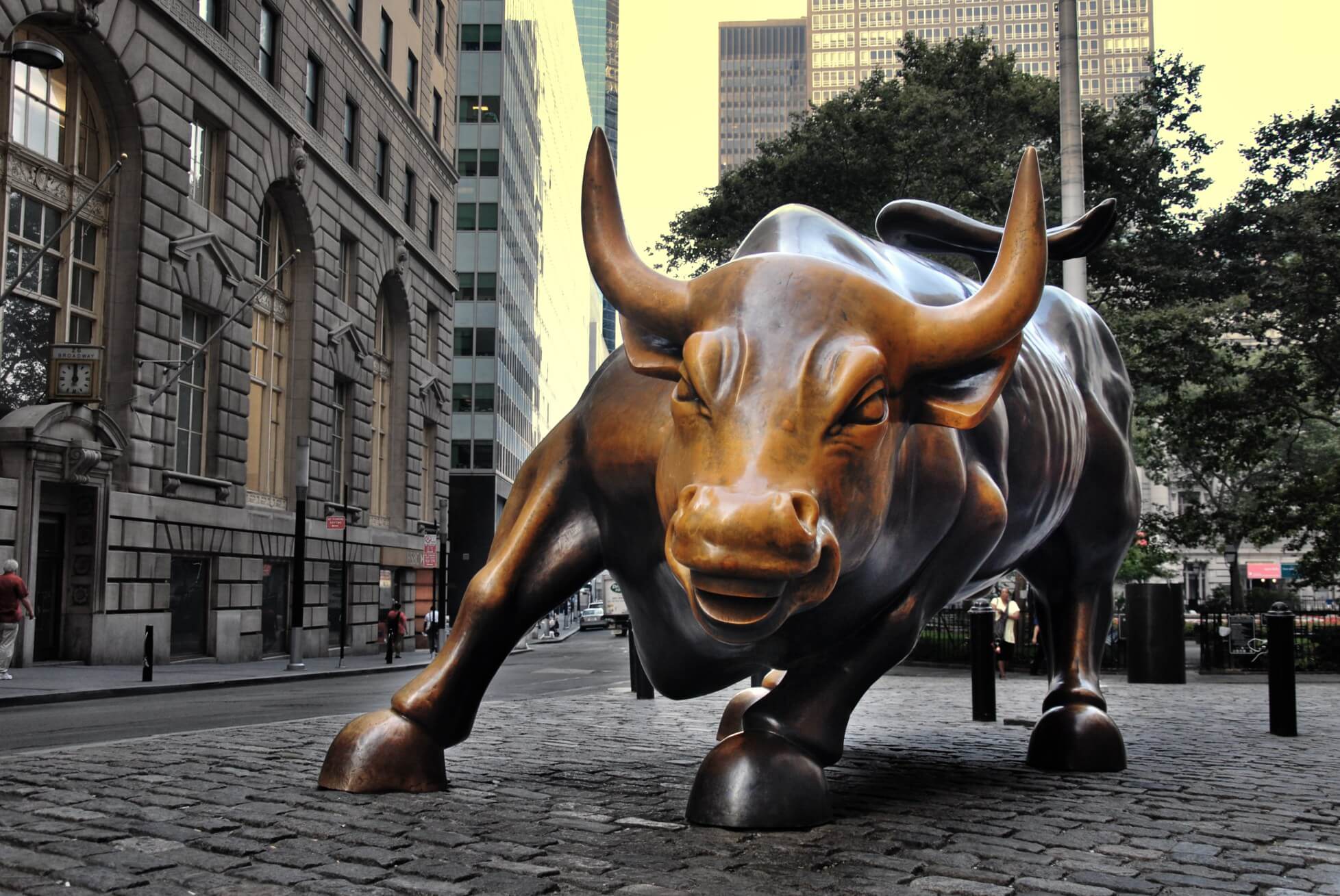 Check dialogues, trailer, review, ratings, wallpapers and . Wall Street Bull Wallpapers Wallpaper Cave